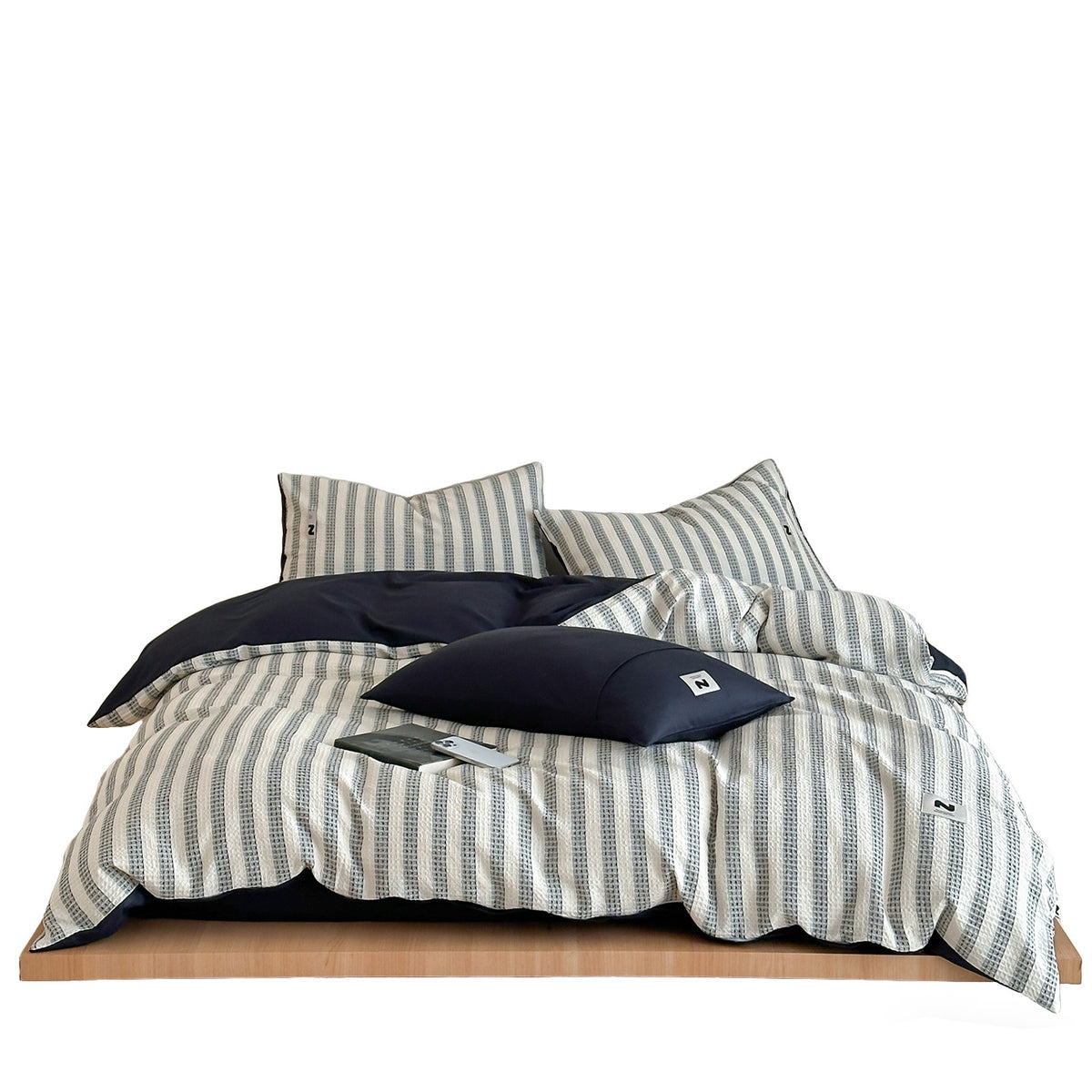 Navy Blue & White Stripe Duvet Cover Set – Classic Coastal Bedding with Pillowcases