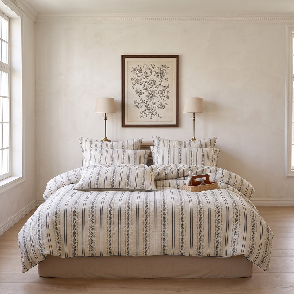 Cream White & Gray Stripe Duvet Cover Set – Modern Minimal Bedding with Pillowcases