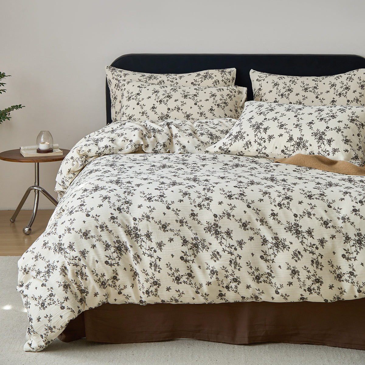 Gray Floral Duvet Cover Set – Cream Vintage Bedding with Pillowcases & Bed Skirt