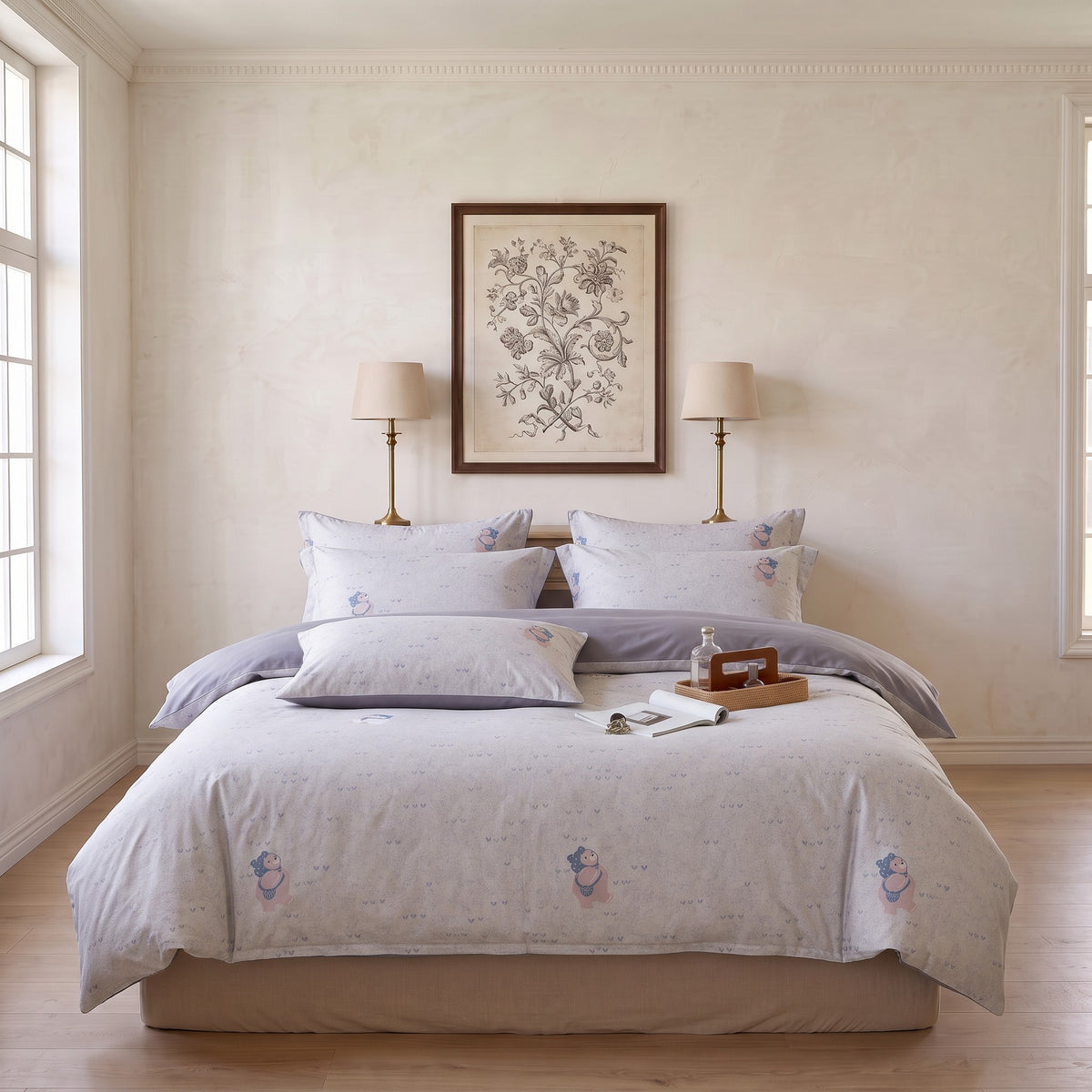 Cute Cartoon Print Duvet Cover Set – Light Gray Playful Bedding with Pillowcases