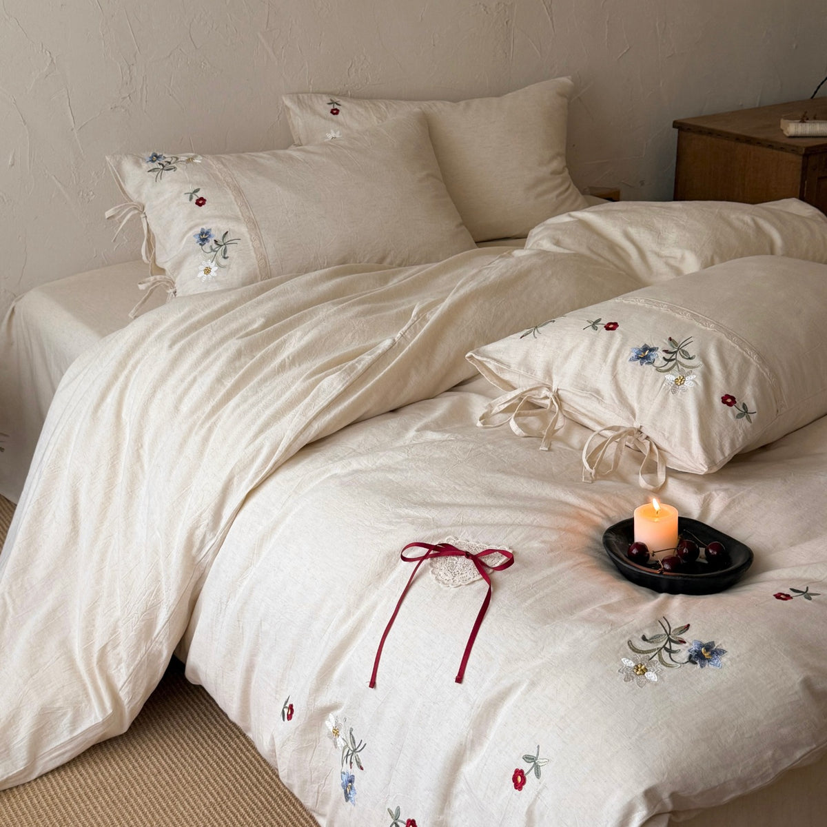 Embroidered Floral Duvet Cover Set – Cream White Bedding with Red & Blue Accents