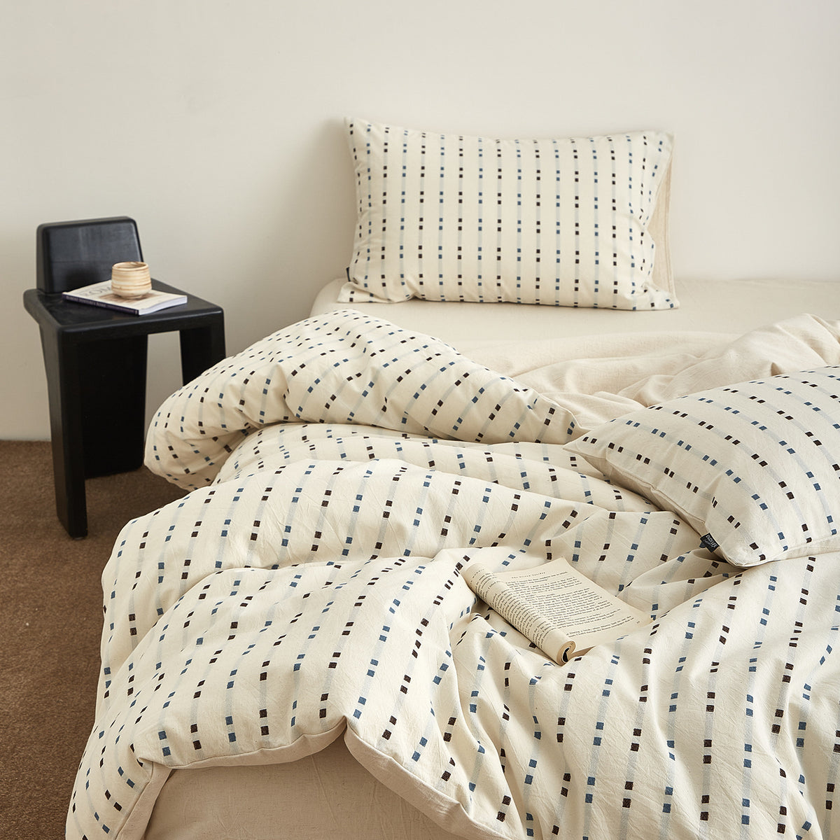 Nordic Minimalist Dash Line Soft Washed Cotton Bedding